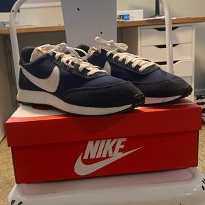 Nike Tailwind 79’ trainers